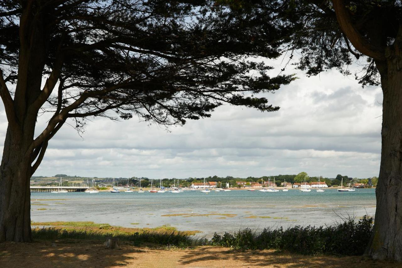 Langstone Quays Resort, Portsmouth Havant Exterior foto